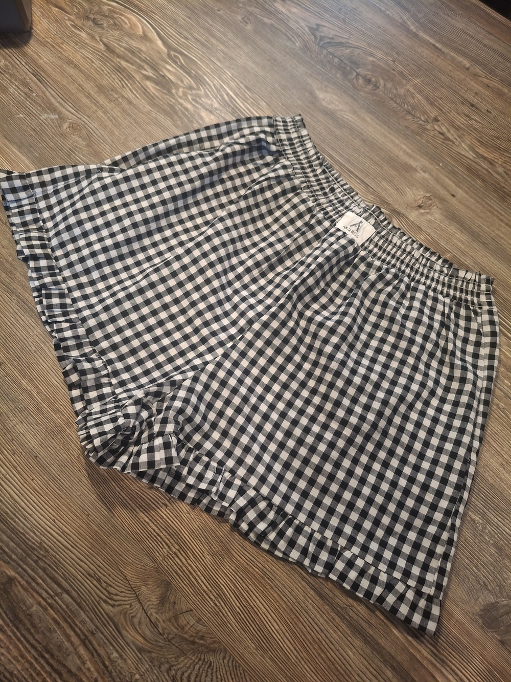 Gingham Elastic-Waist Lounge Shorts - Black & White